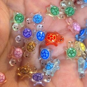 🍒🍒 40 Pieces Mini Colorful Turtles